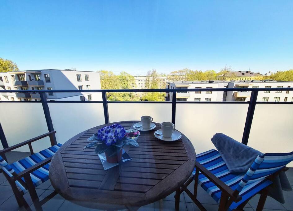 Stylish Apartment With Parking & Spacious Balcony Riga Eksteriør bilde